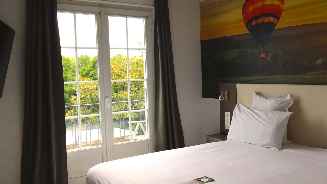 Photo of Bedroom in Chateau-Thierry