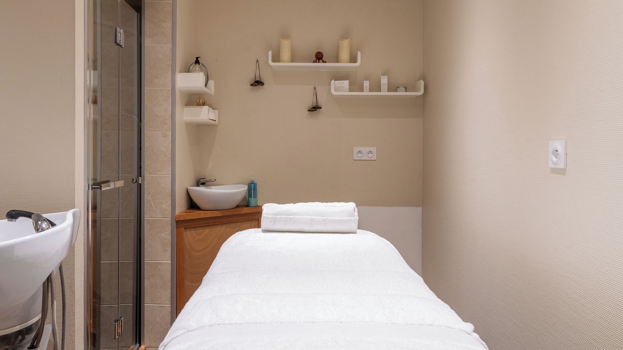 Photo of Bedroom in Tournus