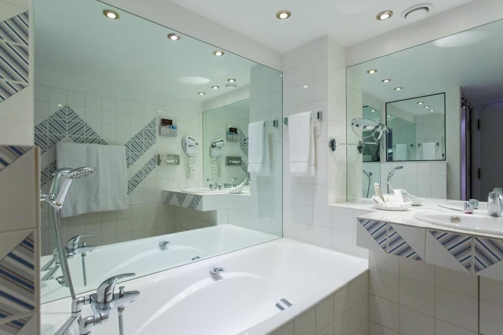Photo of Bathroom in Tournus
