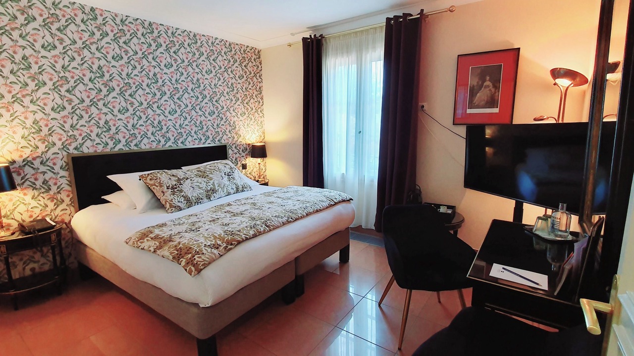 Photo of Bedroom in Tournus