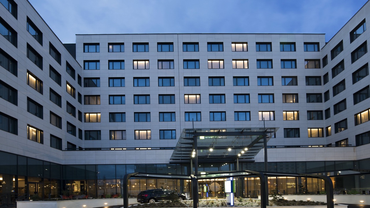 Photo of Buildings in Roissy-en-France