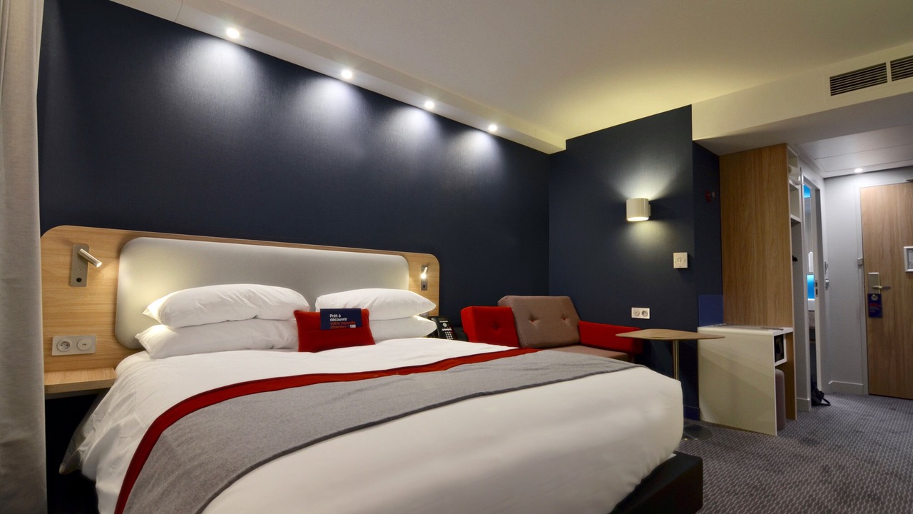 Photo of Bedroom in Roissy-en-France