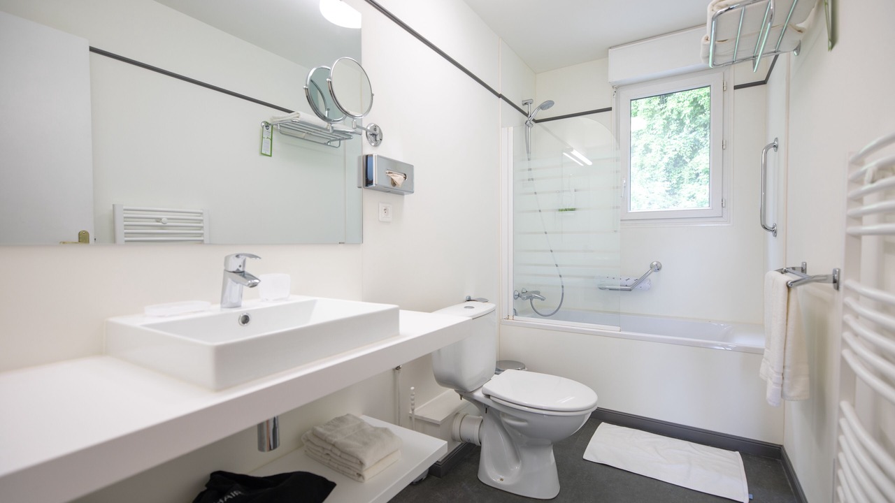 Photo of Bathroom in Connelles