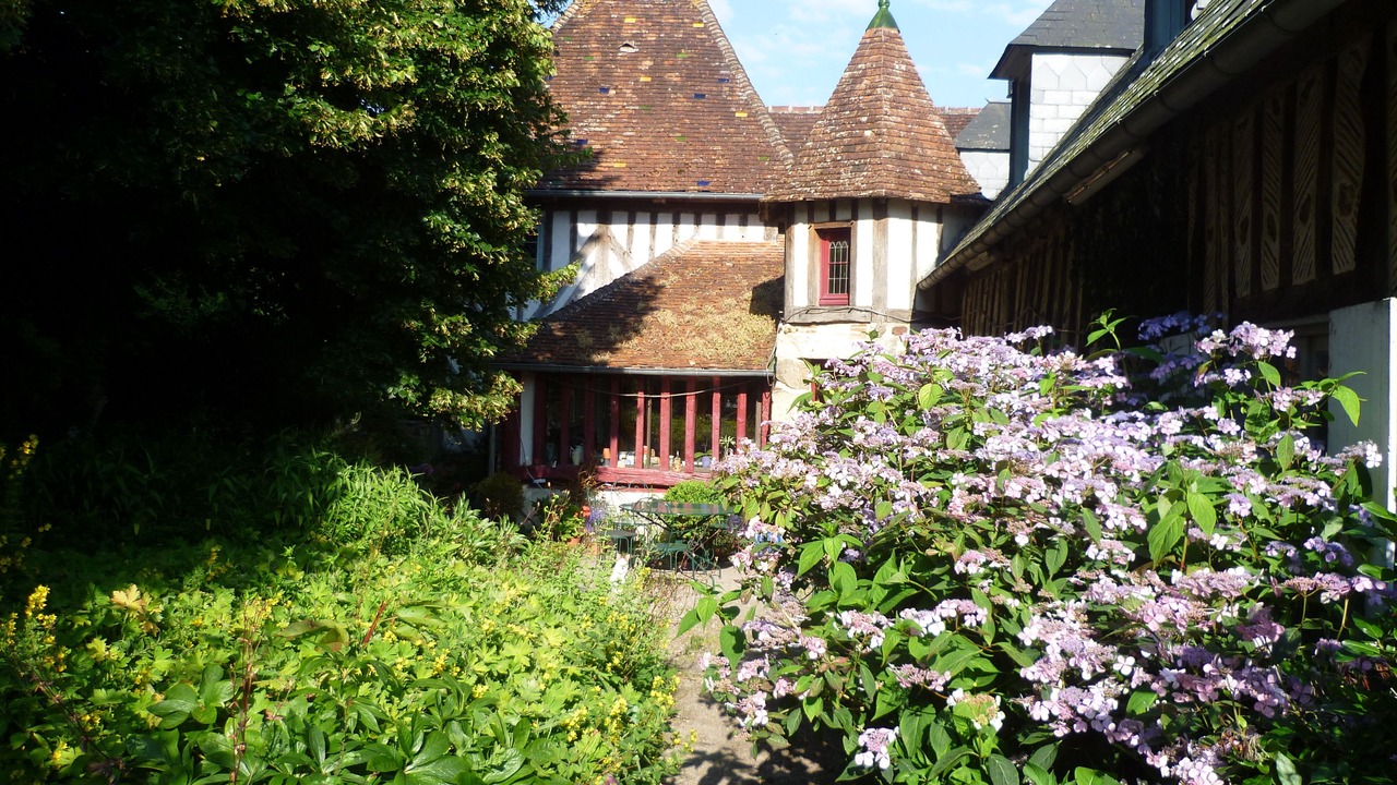 Photo of Outdoor in Saint-Aubin-de-Bonneval
