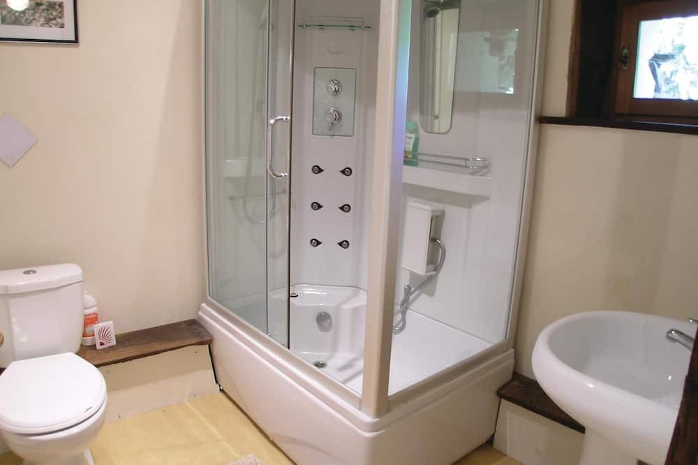 Photo of Bathroom in Moissannes