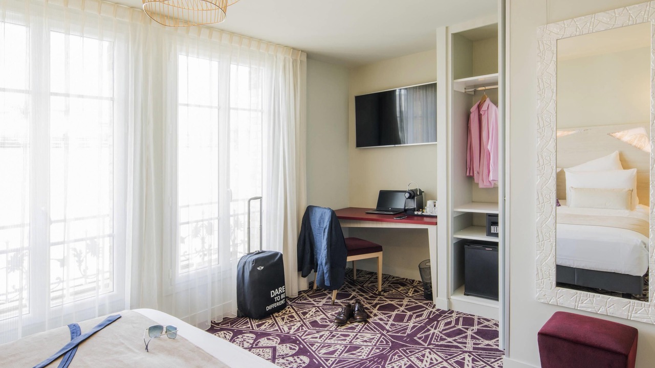 Photo of Bedroom in Levallois-Perret