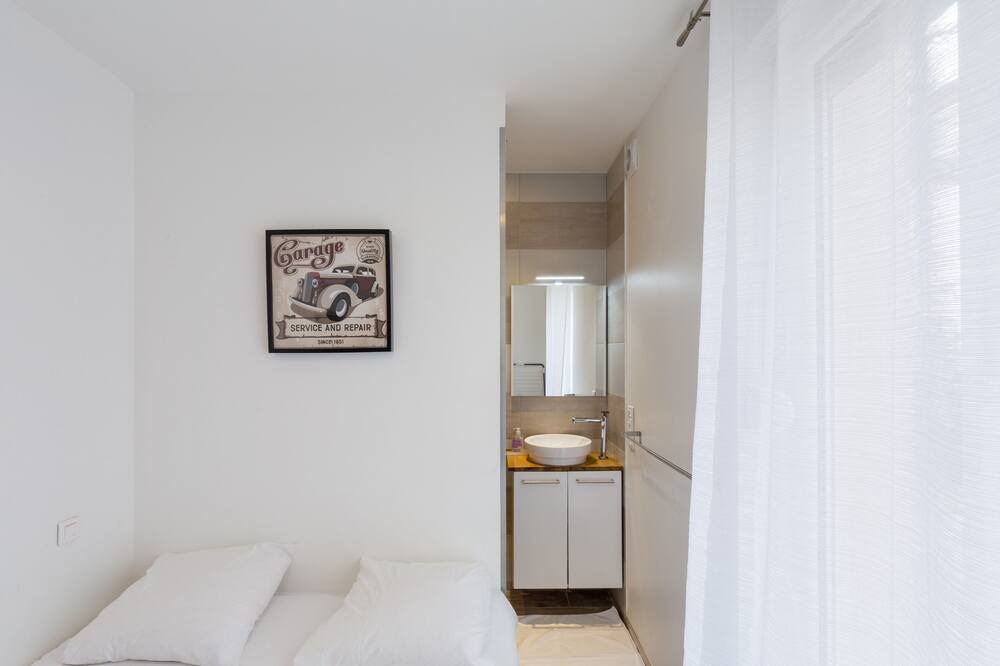 Photo of Bedroom in Hincmar