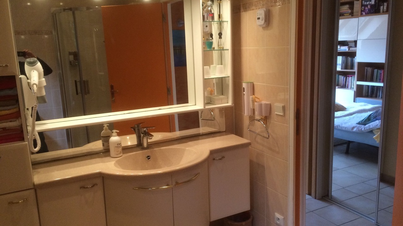 Photo of Bathroom in Vimy