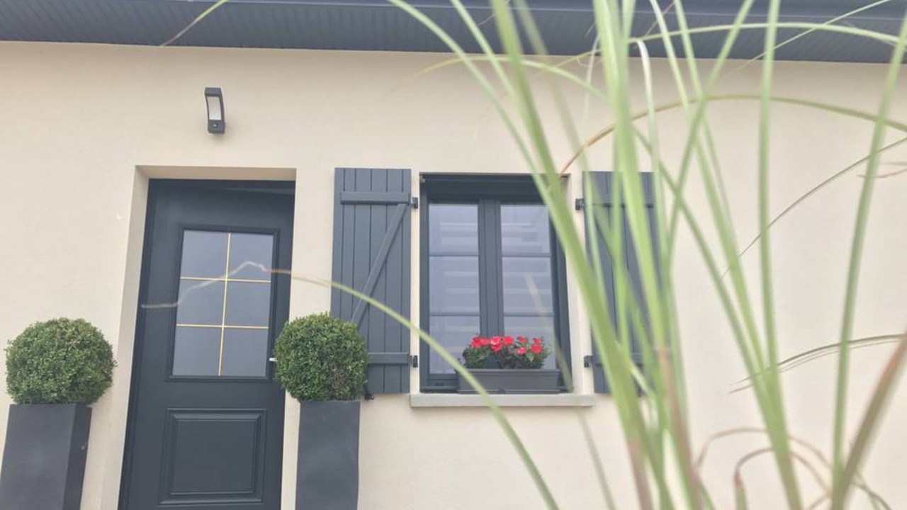 Photo of Outdoor in Saint-Quentin-en-Tourmont