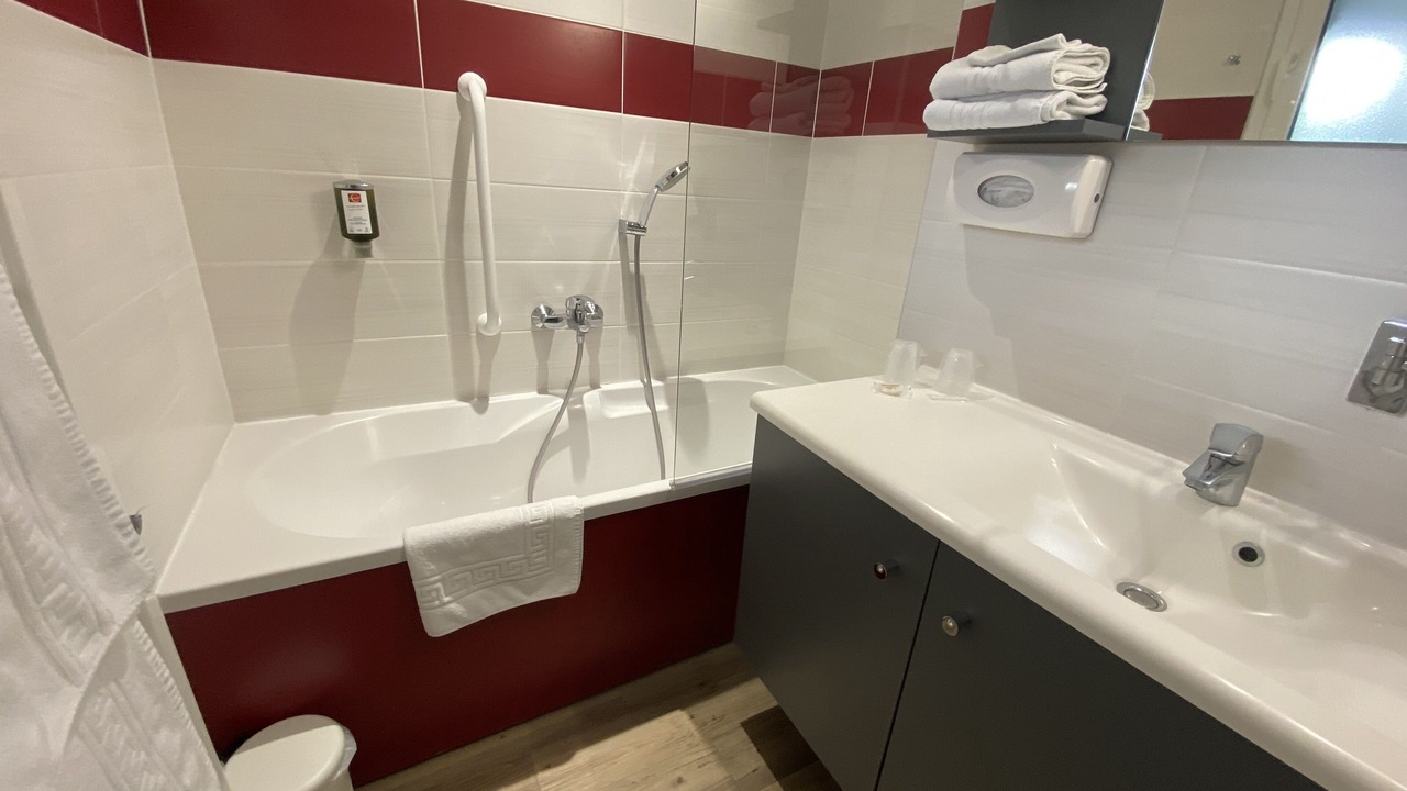 Photo of Bathroom in La Riviere-Saint-Sauveur