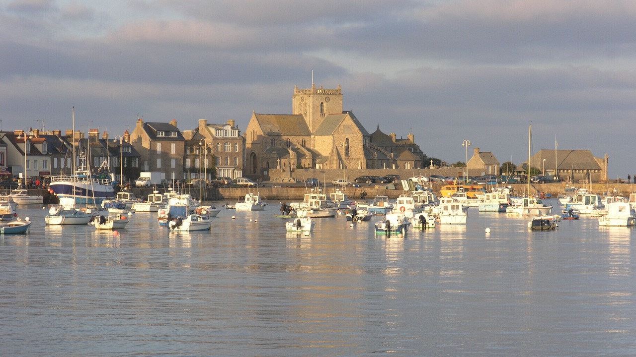 Photo of Others in Maupertus-sur-Mer