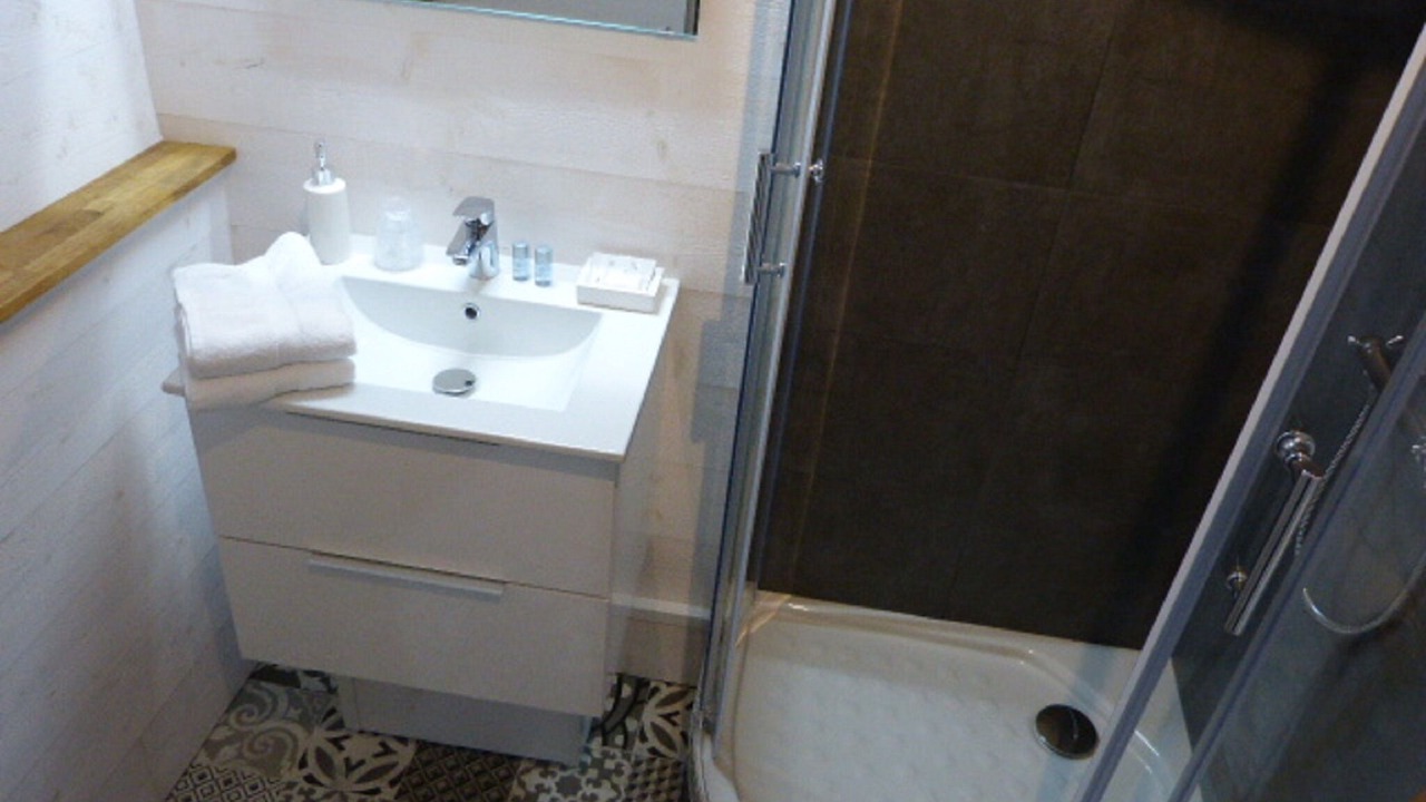 Photo of Bathroom in Saint-Etienne-au-Mont