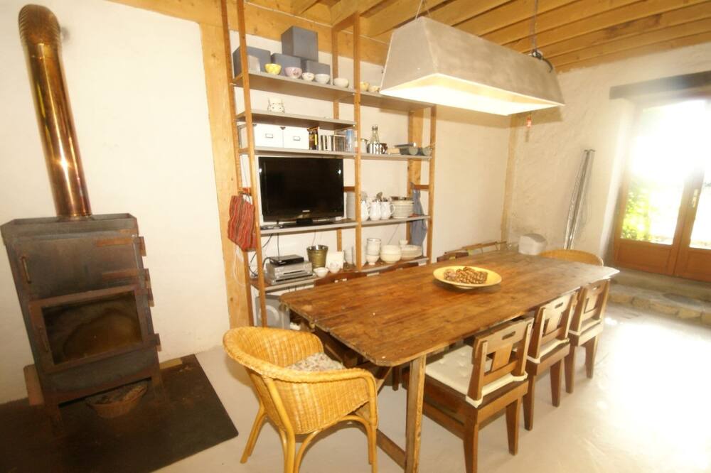 Photo of Livingroom in Saint-Germain-des-Champs