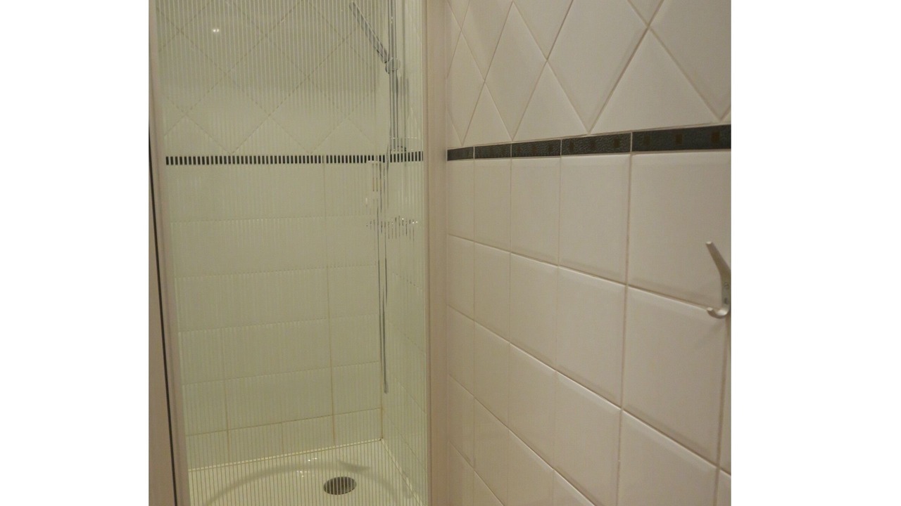Photo of Bathroom in Charleville-Mezieres