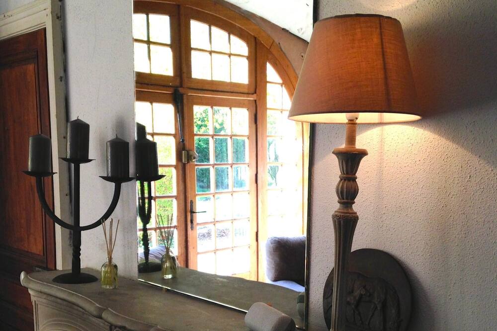 Photo of Bedroom in Courgenay