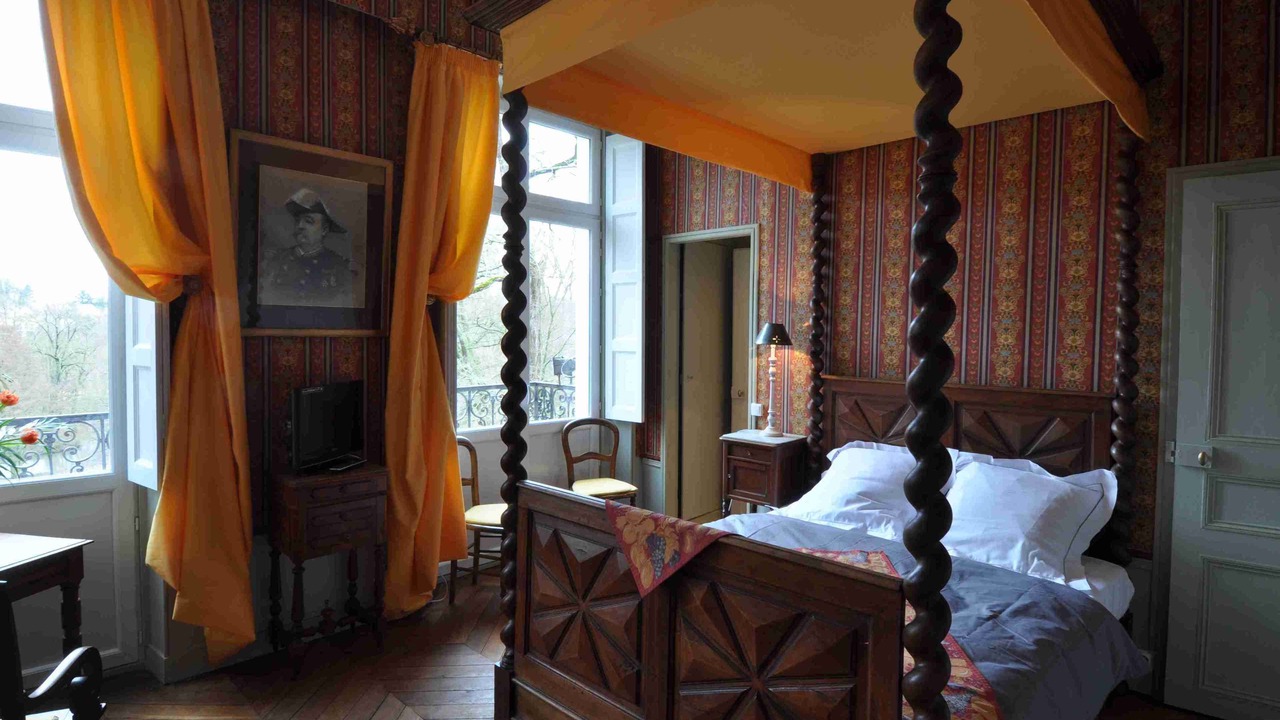 Photo of Bedroom in Bures-sur-Yvette