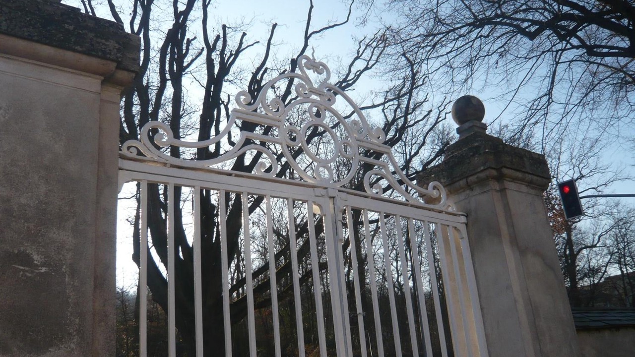 Photo of Outdoor in Bures-sur-Yvette