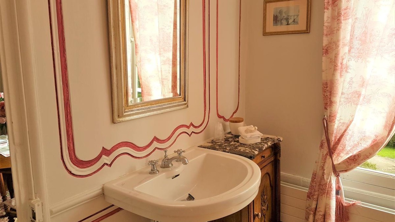 Photo of Bathroom in Saumur