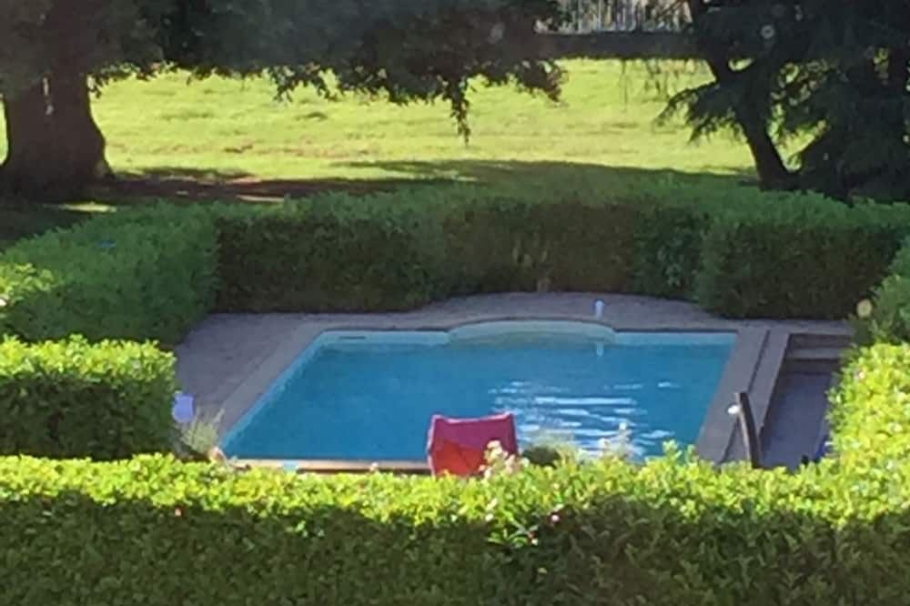 Photo of Outdoor in Daon