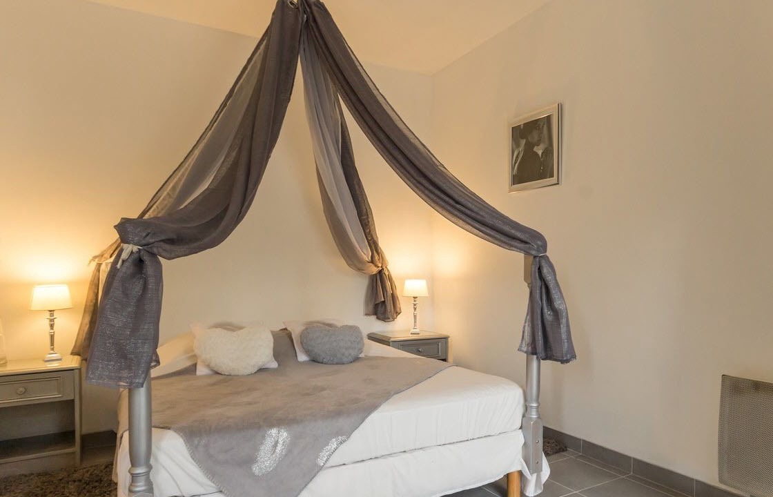 Photo of Bedroom in Saint-Vigor