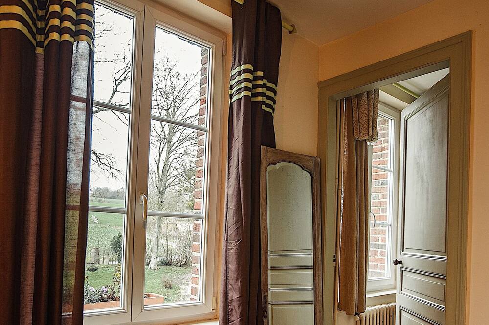 Photo of Bedroom in Vascoeuil