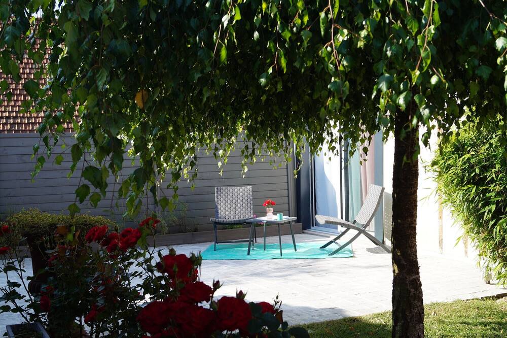 Photo of Outdoor in Coulomby