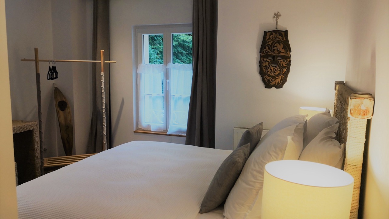 Photo of Bedroom in L'Isle-Adam