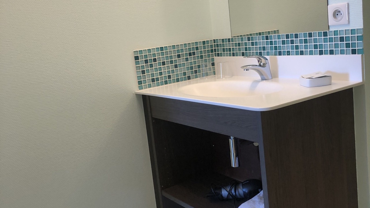 Photo of Bathroom in Colombe-le-Sec