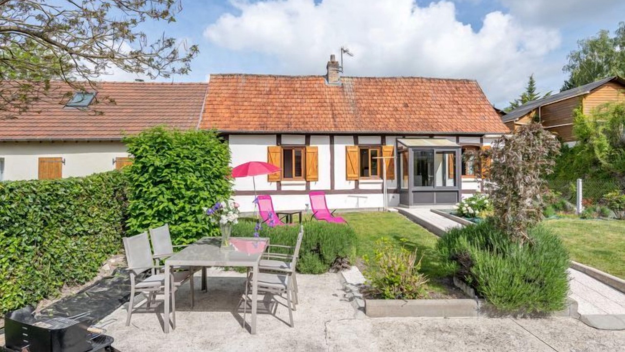 Photo of Patio Balcony in Mesnieres-en-Bray