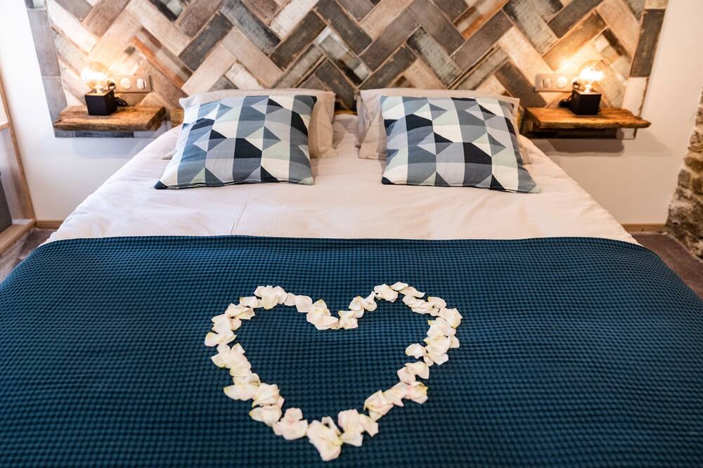Photo of Bedroom in Longmesnil