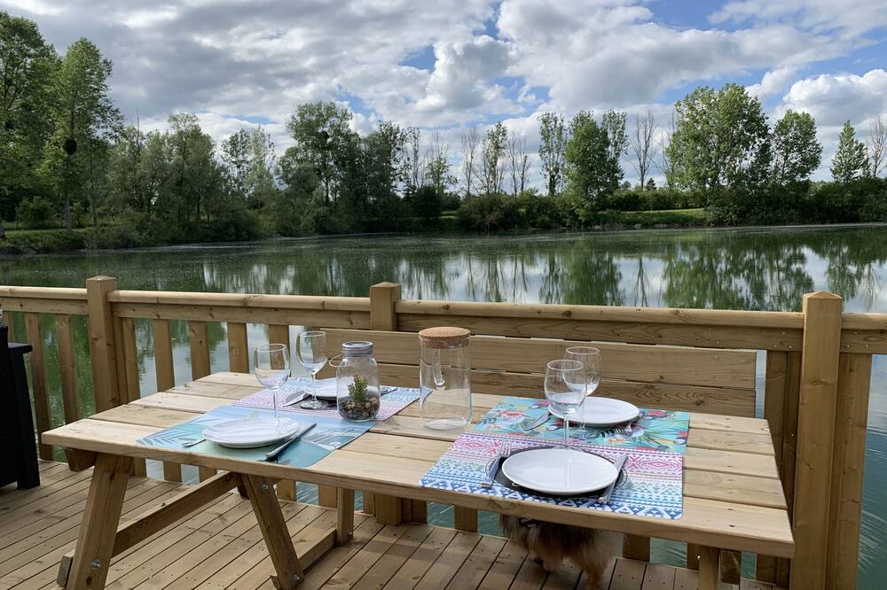 Photo of Patio Balcony in Gravon