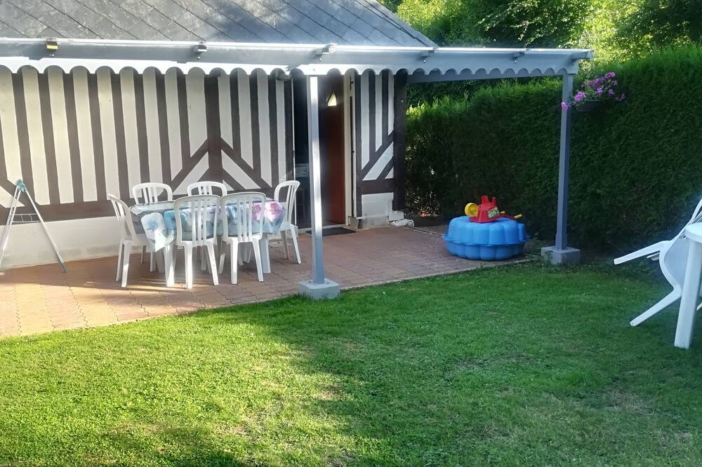 Photo of Patio Balcony in Saint-Hymer
