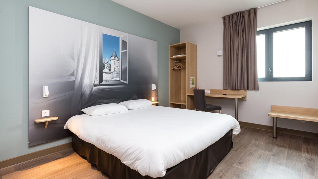 Photo of Bedroom in Lexy