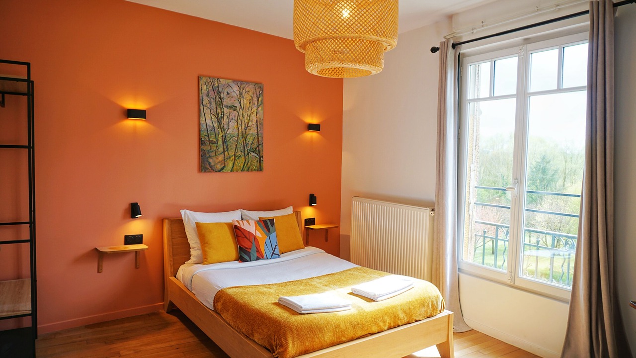 Photo of Bedroom in La Roche-Guyon
