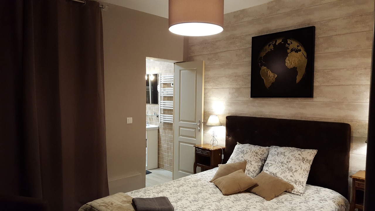Photo of Bedroom in Corneville-sur-Risle
