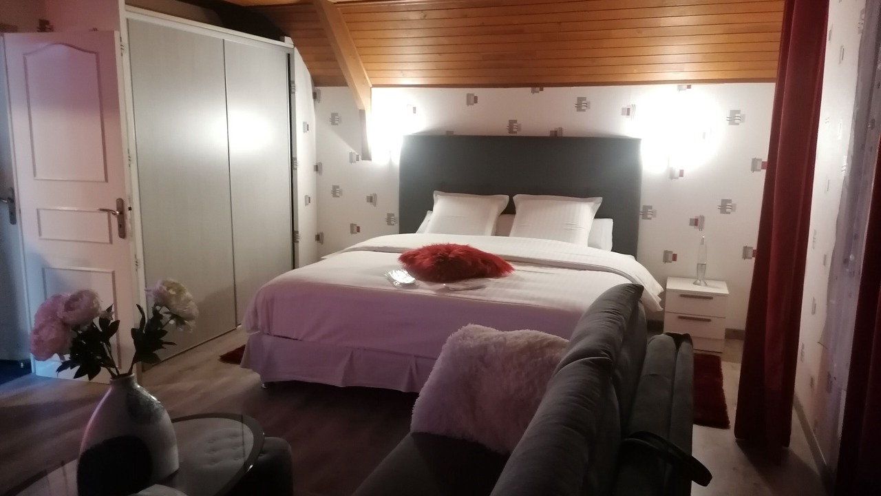 Photo of Bedroom in Saint-Aubin-Les-Elbeuf