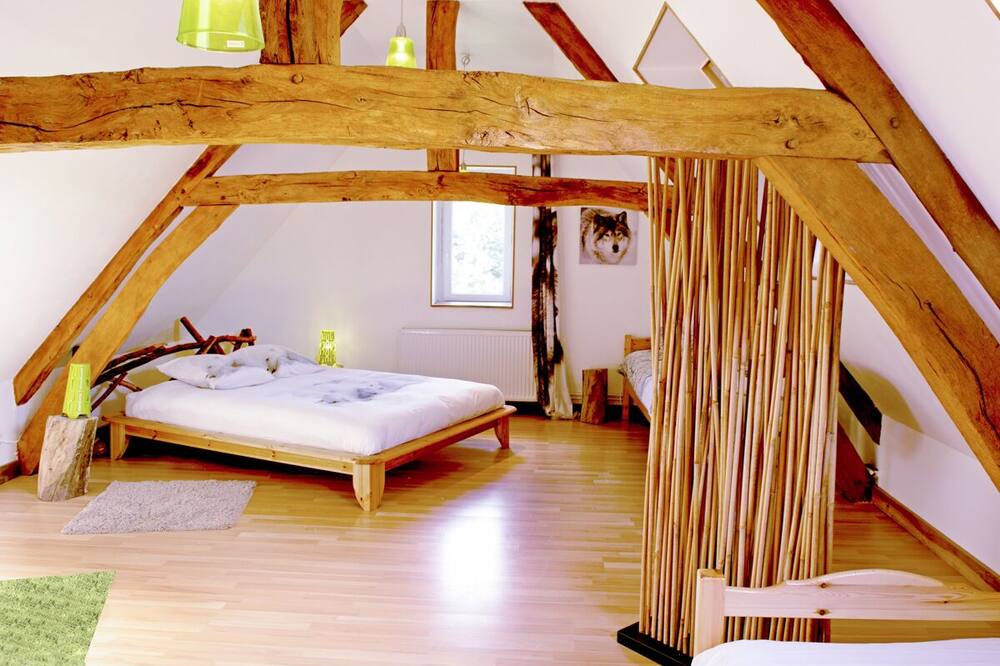 Photo of Bedroom in Longmesnil