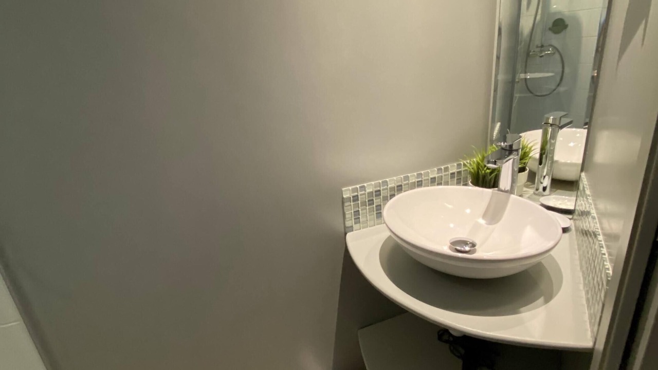 Photo of Bathroom in Luisant