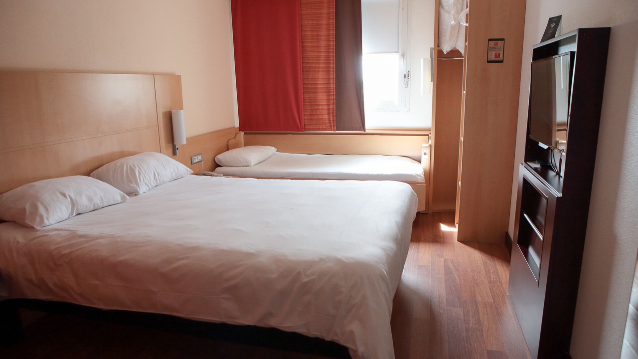 Photo of Bedroom in Albert