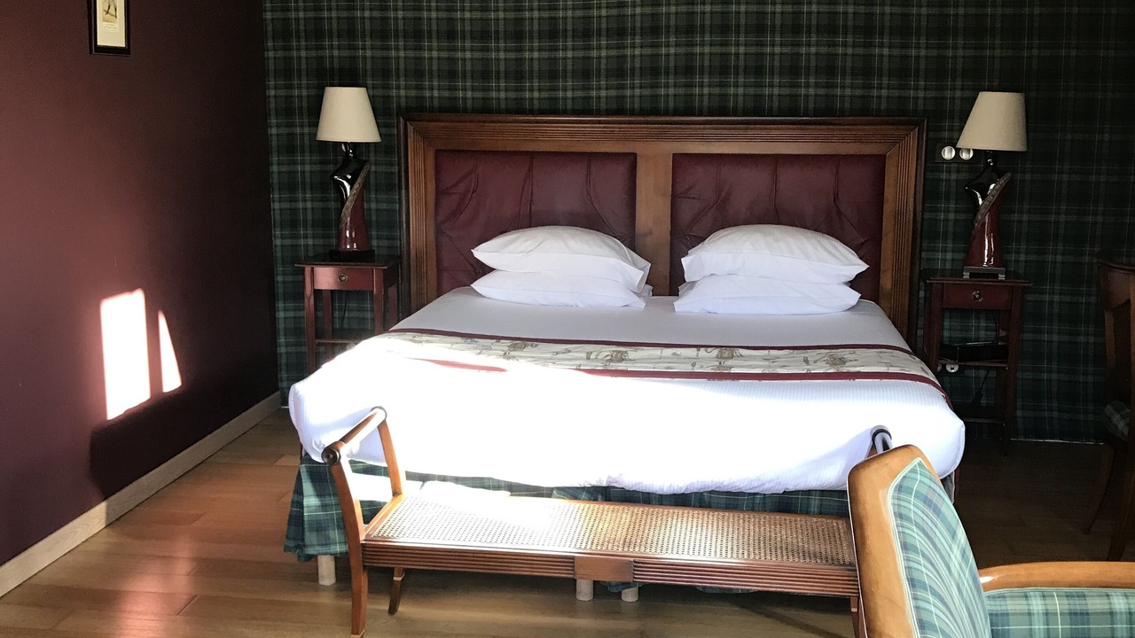 Photo of Bedroom in Jumieges