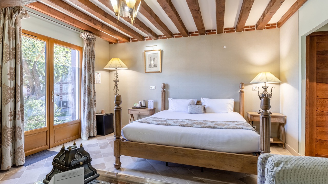 Photo of Bedroom in Jumieges