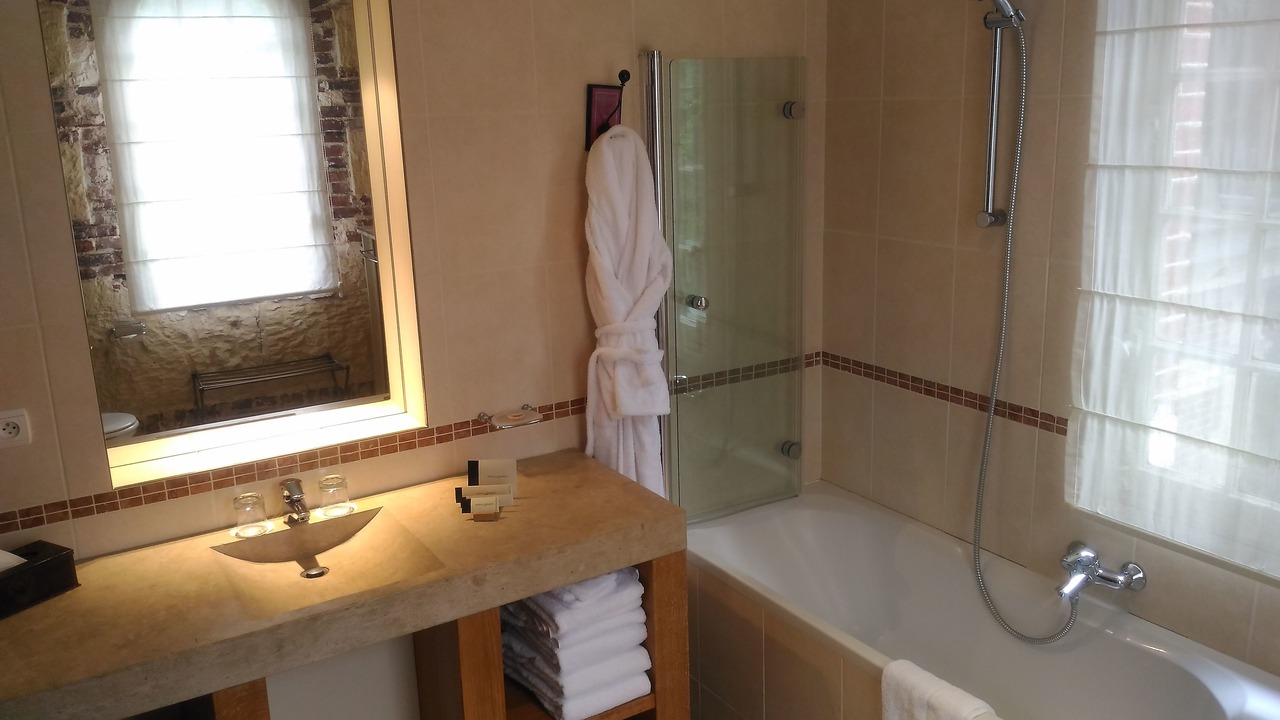 Photo of Bathroom in Saint-Denis-le-Thiboult