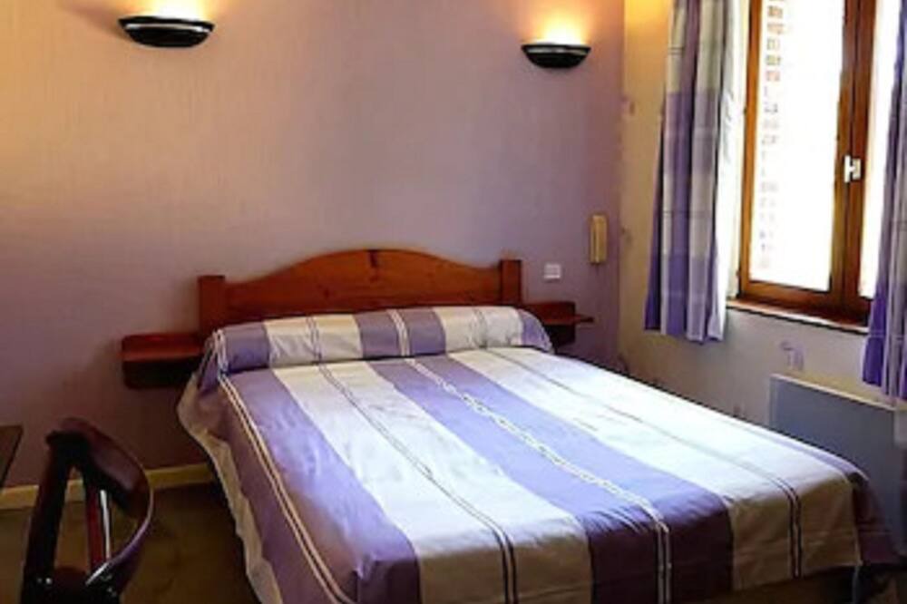 Photo of Bedroom in Saint-Omer-en-Chaussee