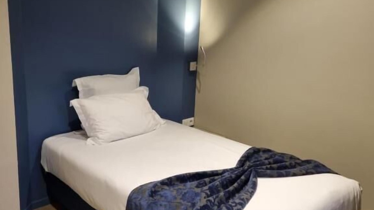 Photo of Bedroom in Douai