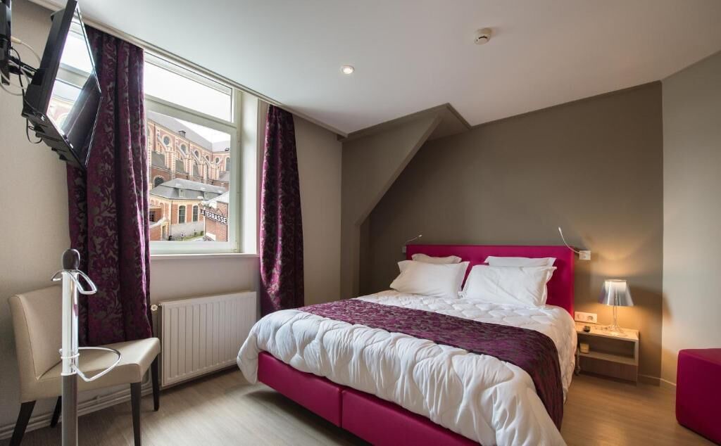 Photo of Bedroom in Douai