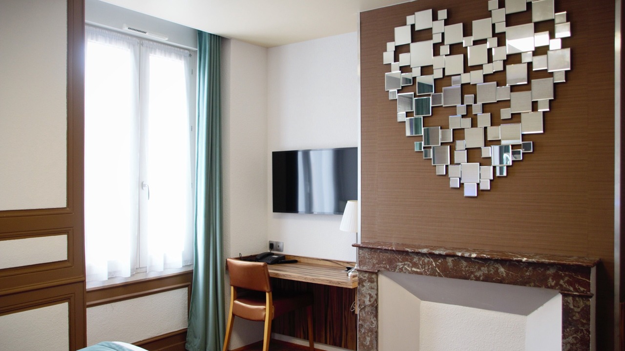 Photo of Bedroom in Sens