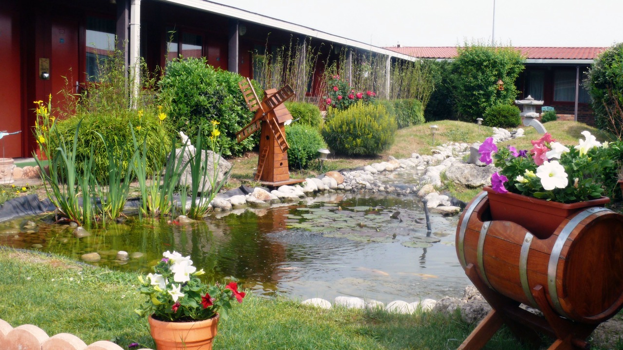 Photo of Outdoor in Epone