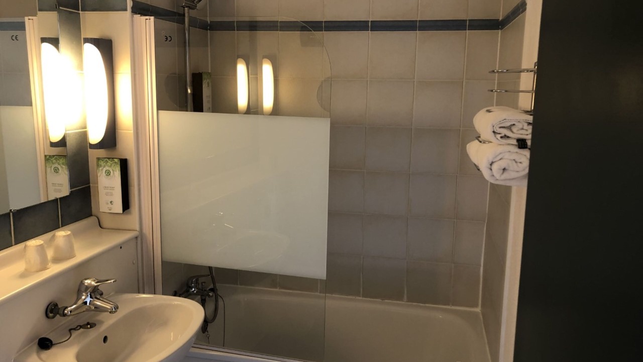 Photo of Bathroom in Laon