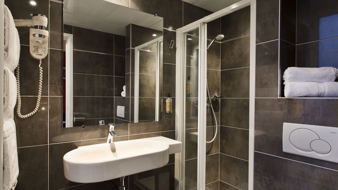 Photo of Bathroom in Quartier Sainte-Marguerite