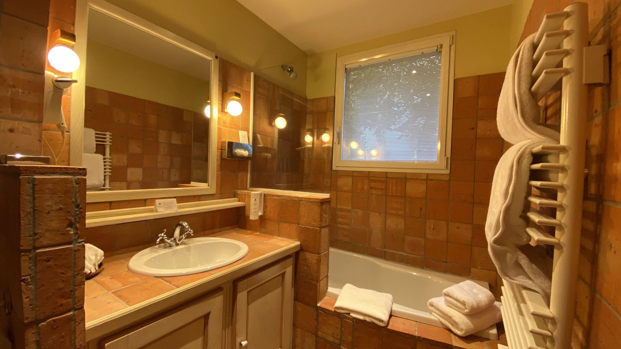 Photo of Bathroom in Gosnay
